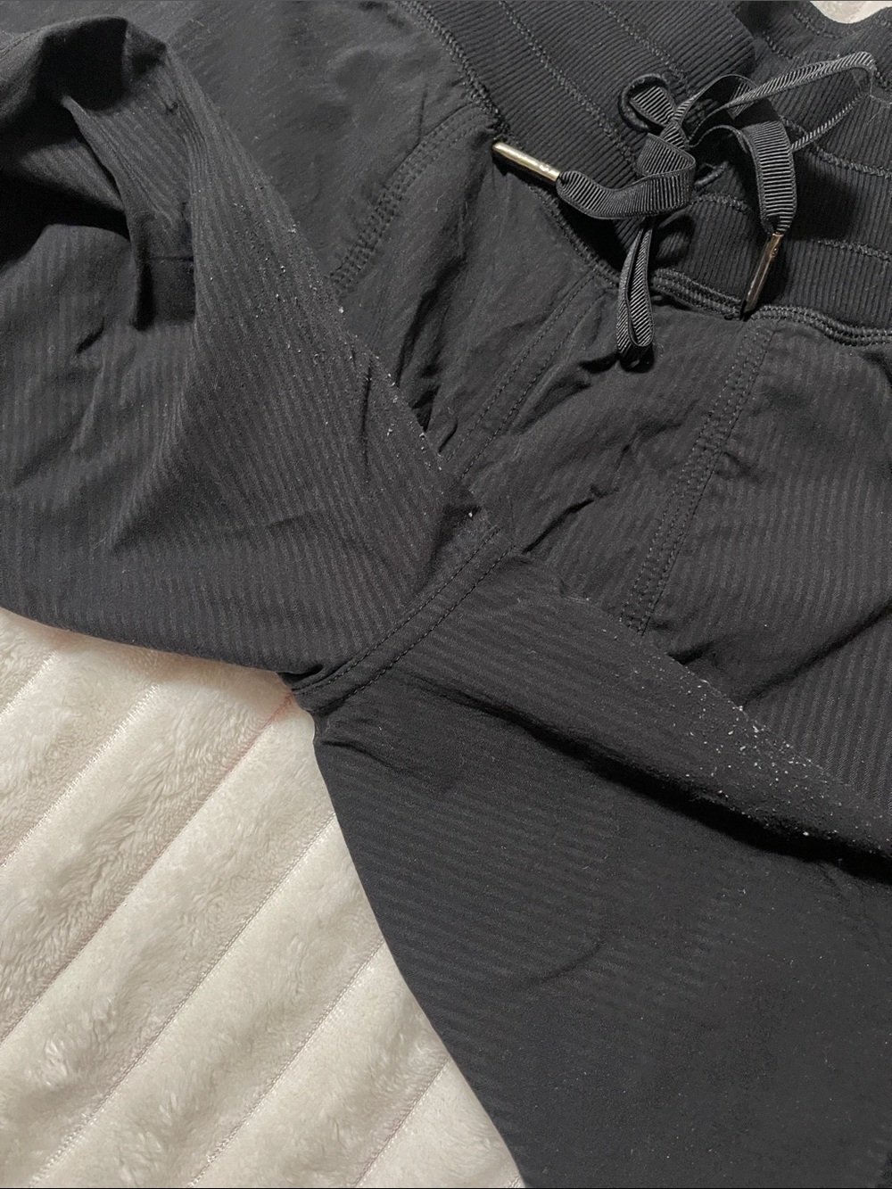 Lululemon Dance Studio Mid-Rise Pant | Size 14 - Picture 6 of 11